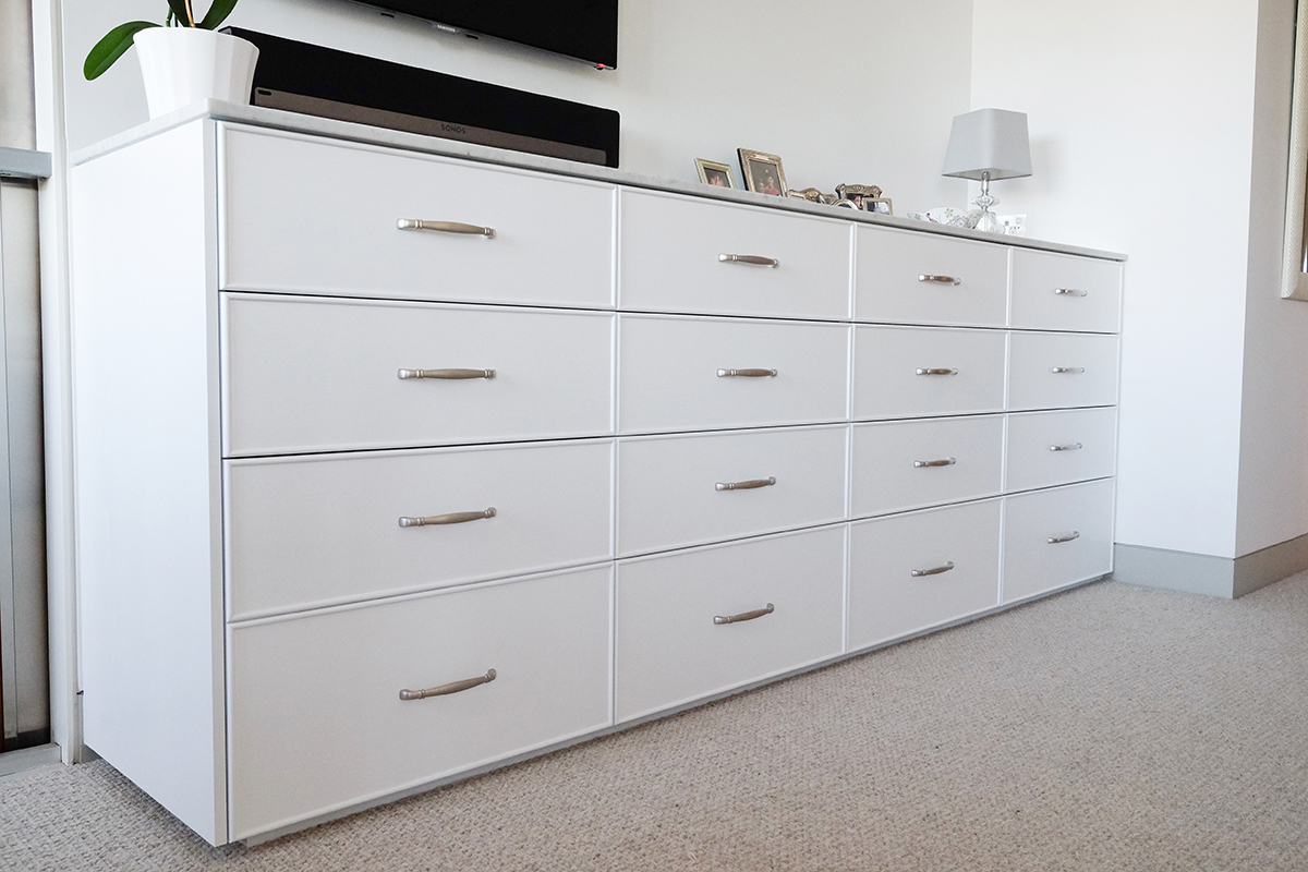 Custom Oak Bedroom Draws And Bedside Cabinets Finer